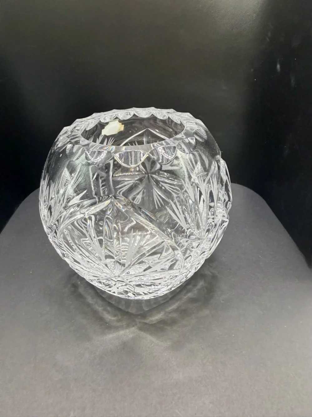 Round Cut Gusevskoy Crystal Vase - Clear